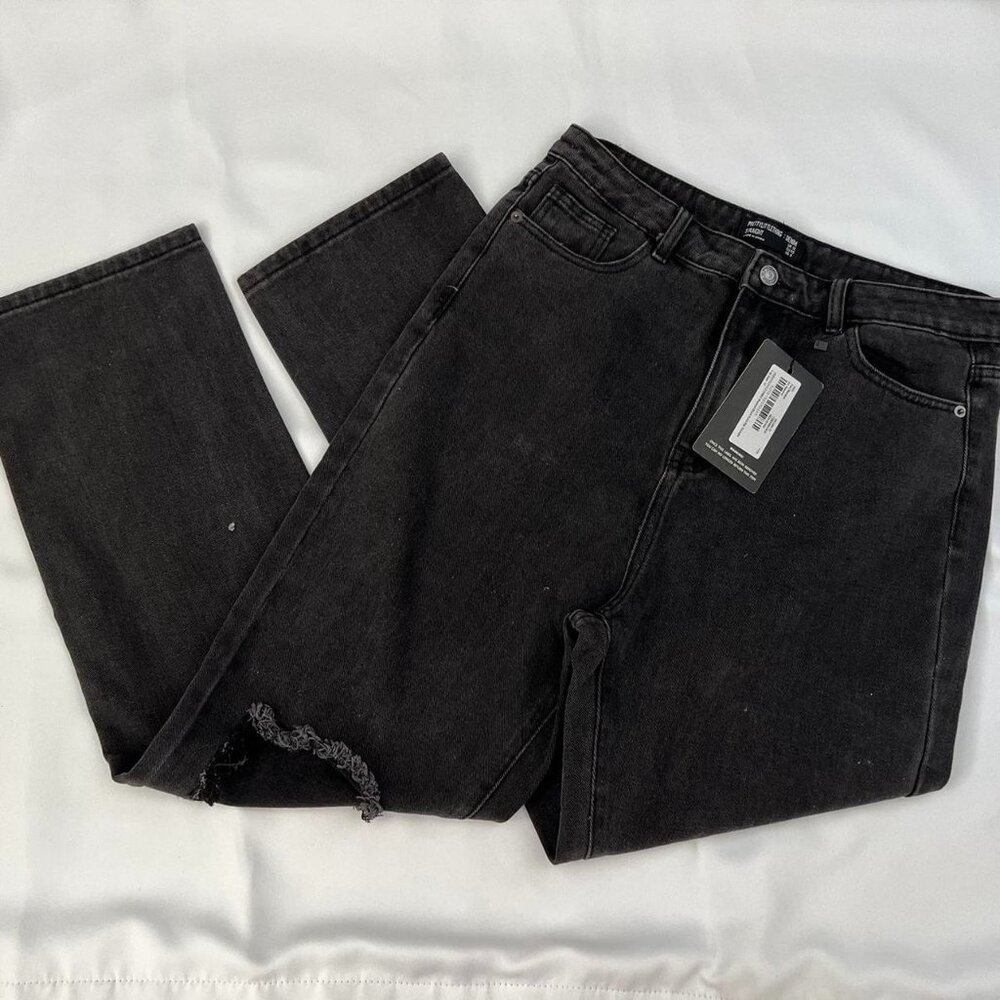 PrettyLittleThing Women's Black Ripped Straight-leg Jeans - Size 8